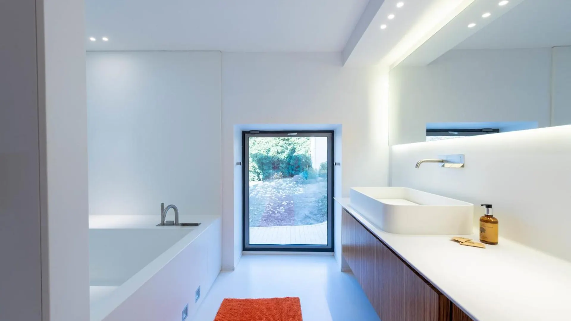 1-Br 75M Duplex With Pool Apartment Cannes 0*,  France
